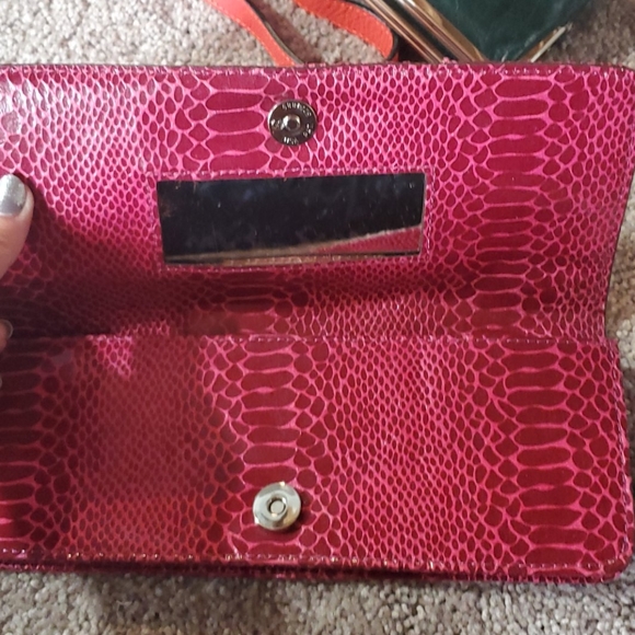 Nine West Raspberry bow snakeskin clutch - Picture 3 of 4